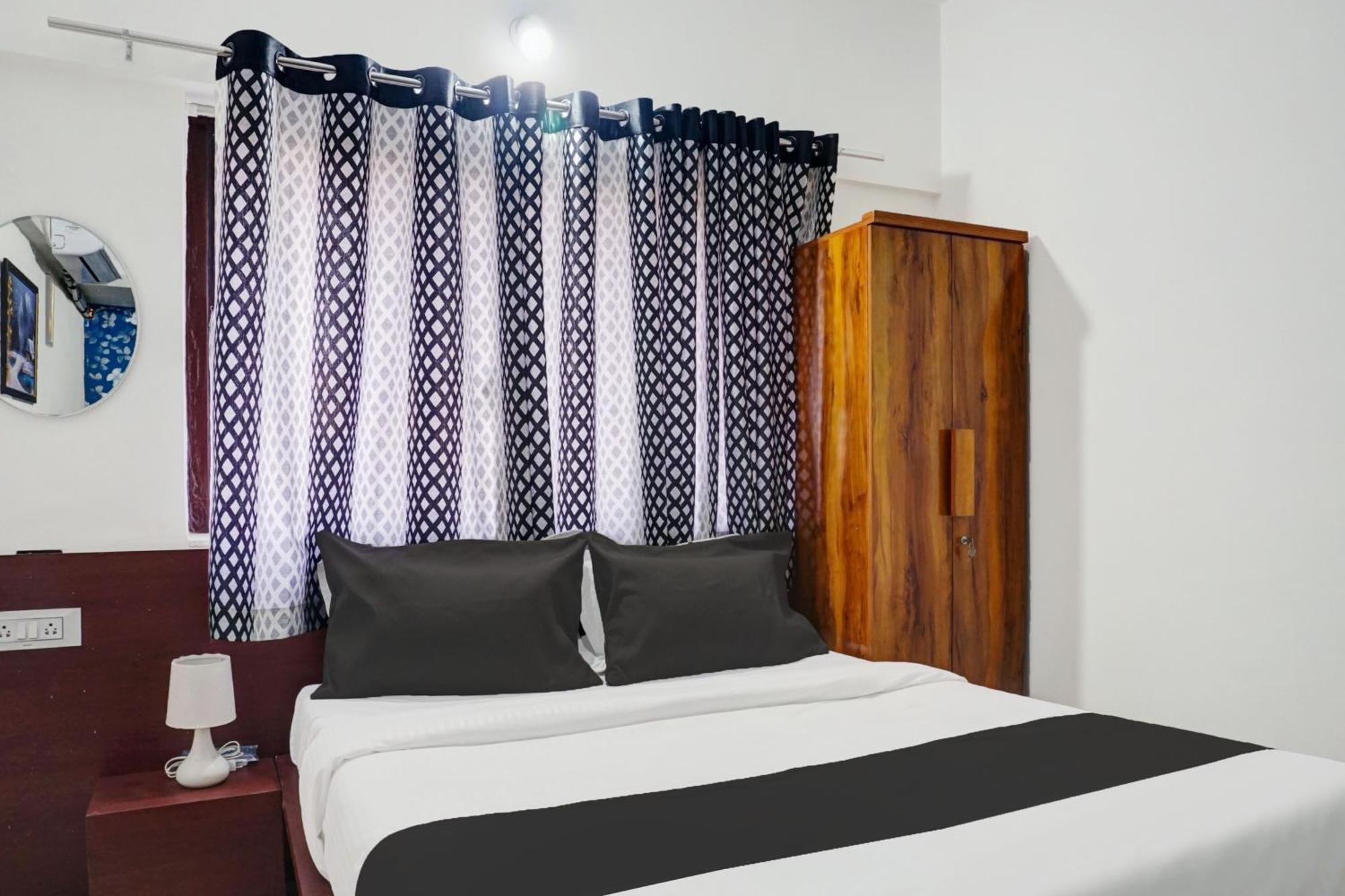 Hotel O Nisarg Villa Пуна Экстерьер фото