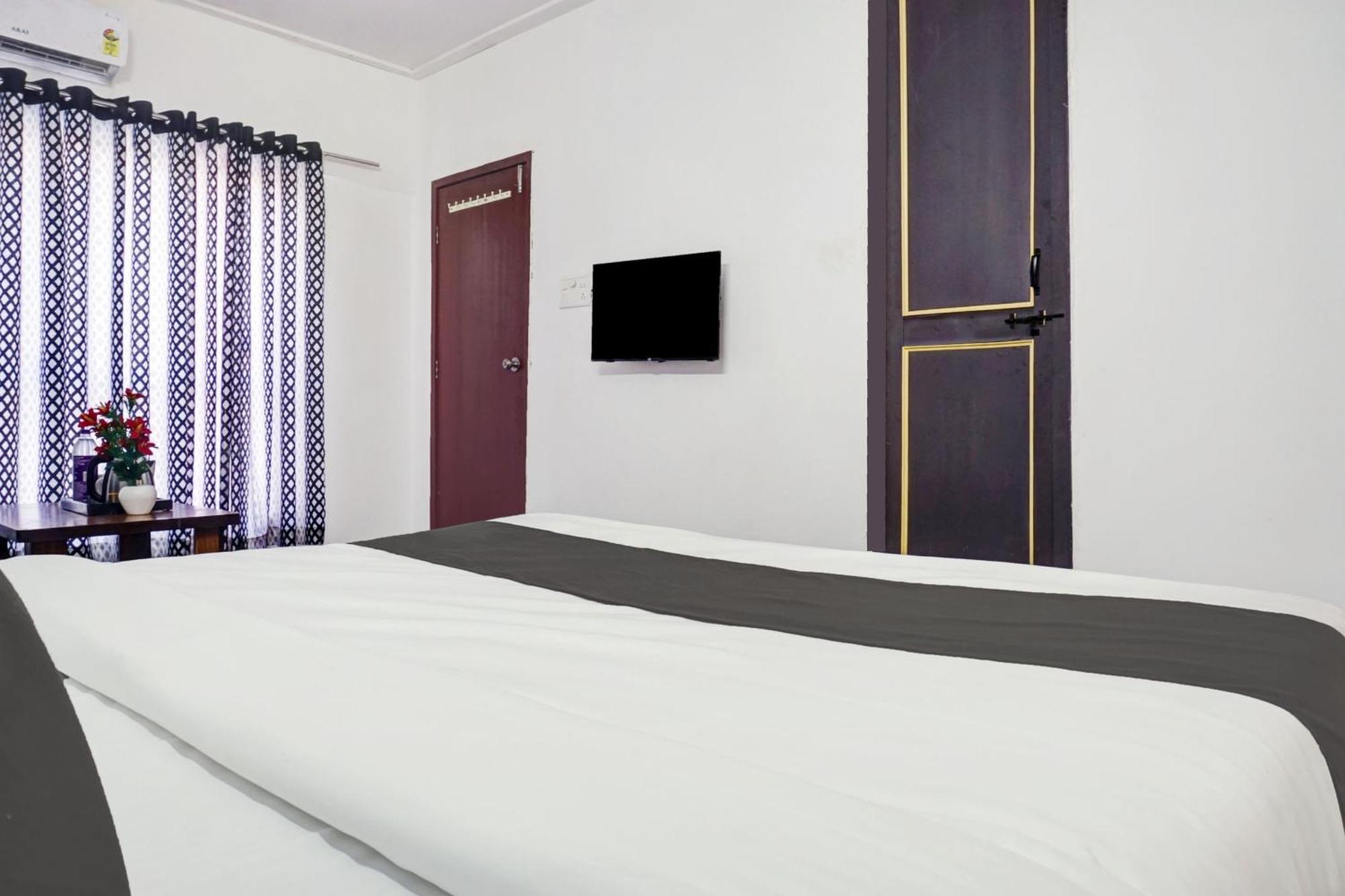 Hotel O Nisarg Villa Пуна Экстерьер фото